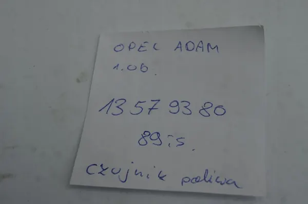 Sensor de pressão de combustível Chevrolet Corvette C7 2016 OEM 13579380 image 5