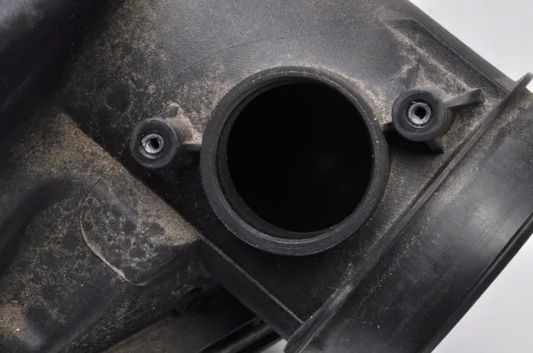 Volvo Luftfilterhus OEM 31439666 - Begagnad image 5