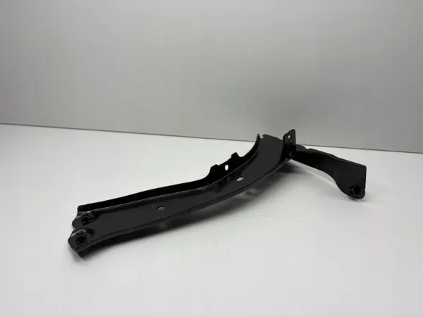 Audi Q3 voor rechter spatbordbeugel OEM 83A821132 image 3