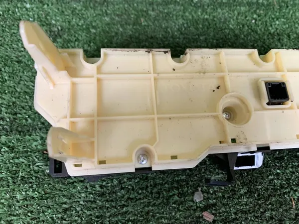 Toyota Prius XW30 Klimaatpaneel 5590047020 image 5
