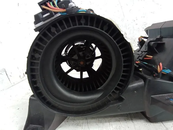 Calefacción Mercedes-Benz ML W164 2010 image 2