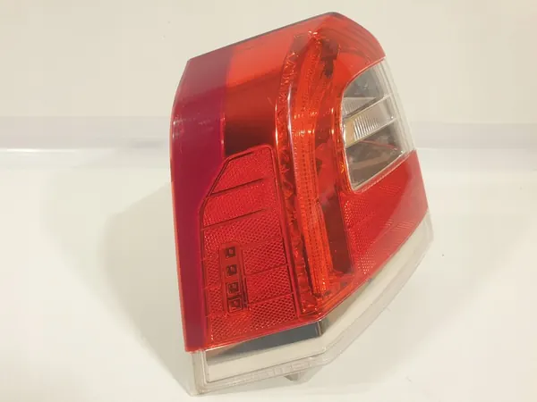 VOLVO V70 III XC70 II Lámpara Trasera Carrocería Izquierda 31395959 image 3