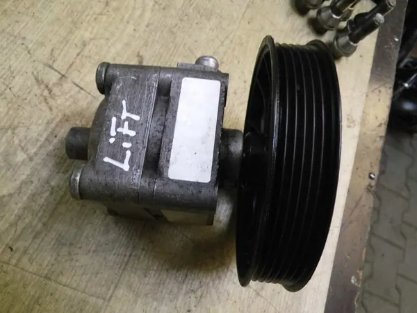Bomba de direção assistida Volvo S60 S70 S80 V70 XC90 N OEM 30665100 image 4