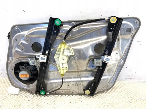 OEM 2048200142 Vänster Framruta Regulator Mercedes S204 image 3