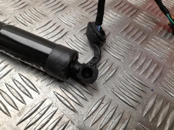 Kaasujousi OEM 32384407 Volvo XC60 II 2024 image 3