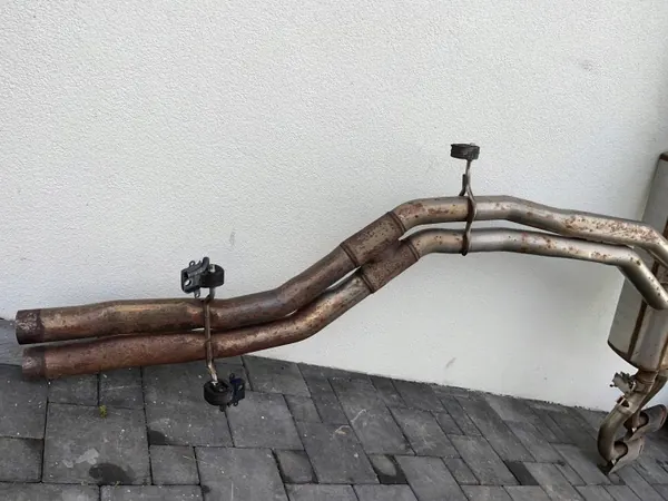 Uitlaatdemper Lamborghini Urus OEM 4M0253611E image 5