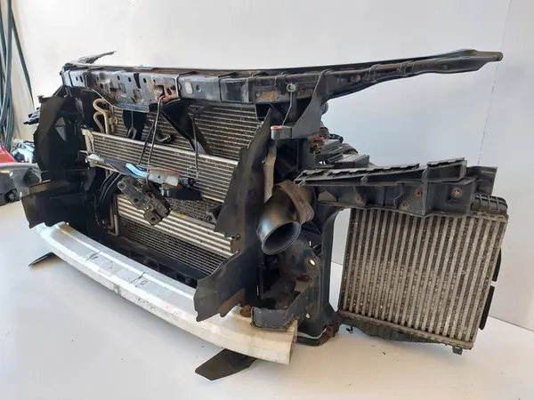 AUDI Q7 4L0 Frontstoßstange Verstärkung TDI 3.0 TFSI image 2