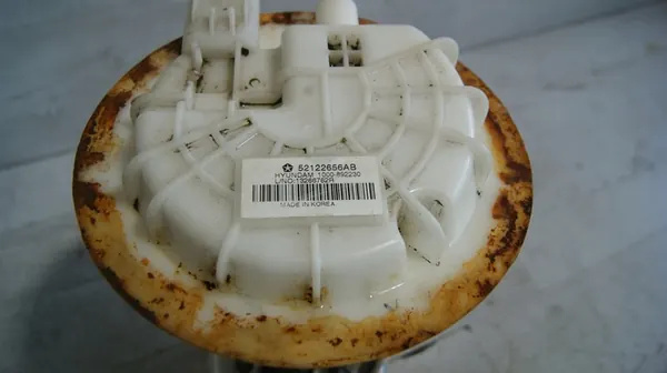 Brandstofpomp DODGE RAM 5.7L image 3