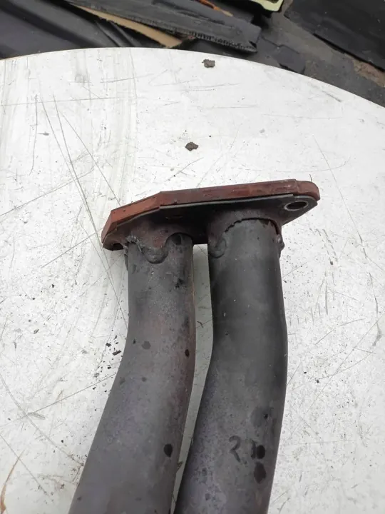 Audi Pakoputken Keräinputki OEM 262198642 image 5