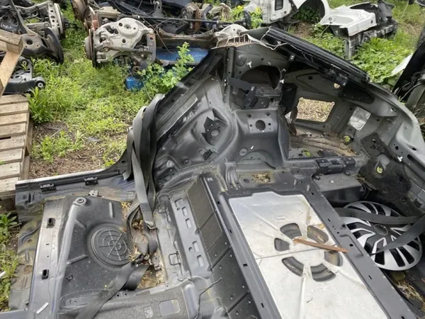 OEM 253218 Porsche Panamera 2015 Achter Rechter Spatbord image 3