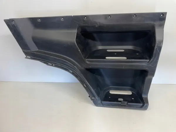 Estribo derecho OEM JC46E101K85AEW para MAN F-MAX image 2