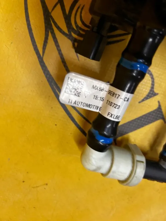 Capteur de vanne à carburant OEM MX68-9E817-CA Ford Kuga image 3