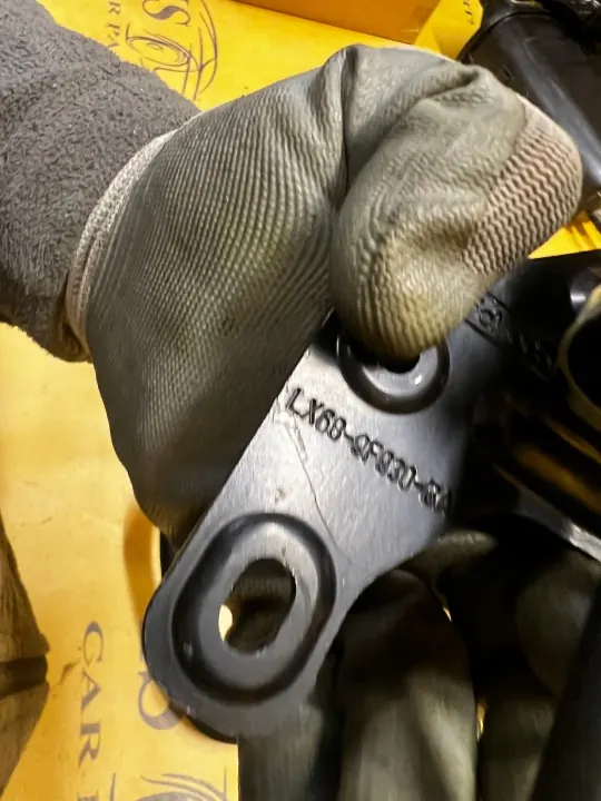 Capteur de vanne à carburant OEM MX68-9E817-CA Ford Kuga image 6