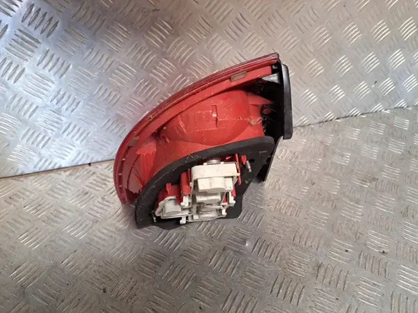 VW Passat B5 FL Berline Feu Arrière Gauche OEM 3B5945095AE image 5