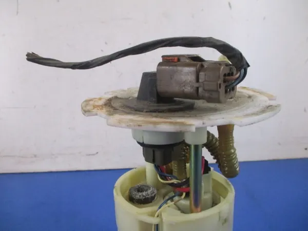 Daewoo Kalos brandstofpompassemblage 96537125 image 3