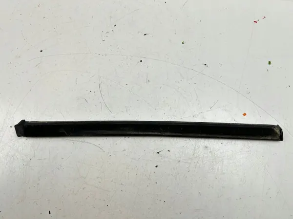 Jaguar XK/XKR Bakrutslist OEM MAM83313 image 5
