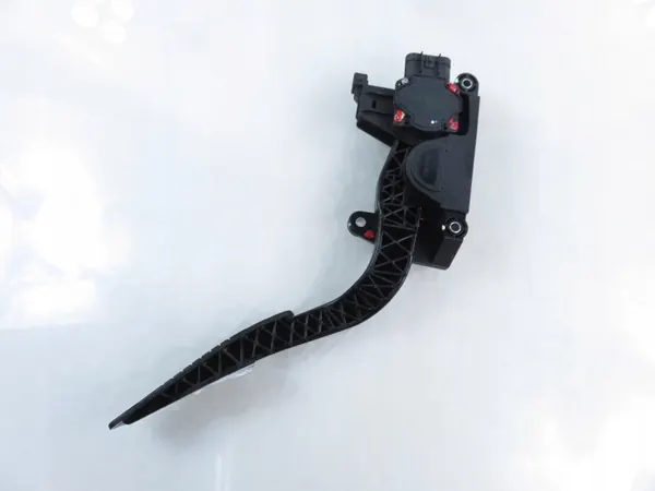 Gasklep Potentiometer Opel Antara Captivia 2.0 CDTI OEM image 3