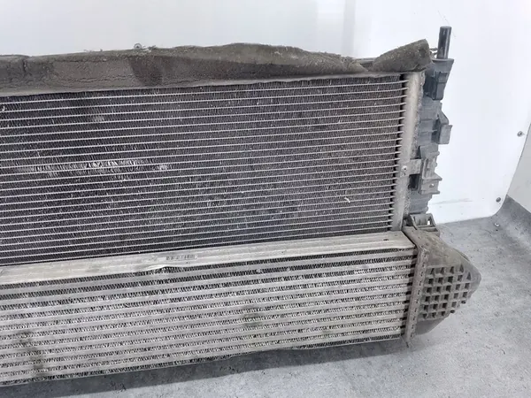 Conjunto de refrigeración con ventilador Ford Focus II FL 1.8 TDCI image 9