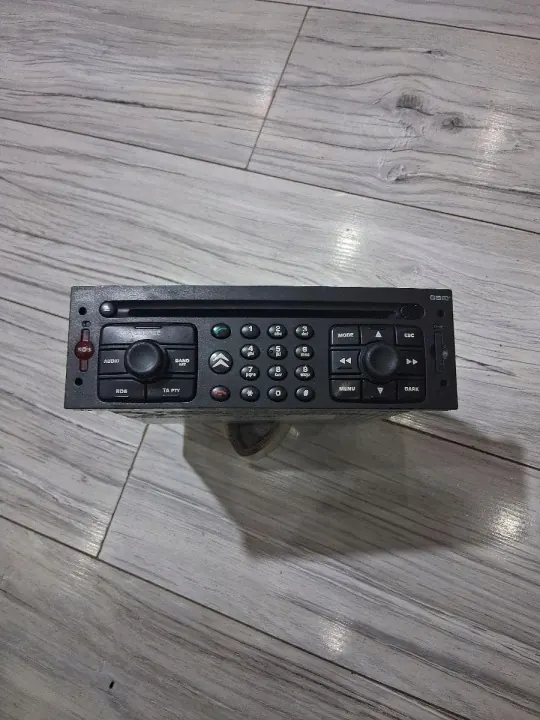 Radio d'origine OEM 96533158XT pour Citroen C3 image 2