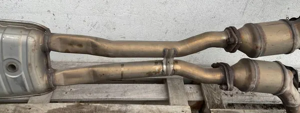 Hyundai Genesis G80 2013 3.8 Tubo de Escape DHC14 image 3