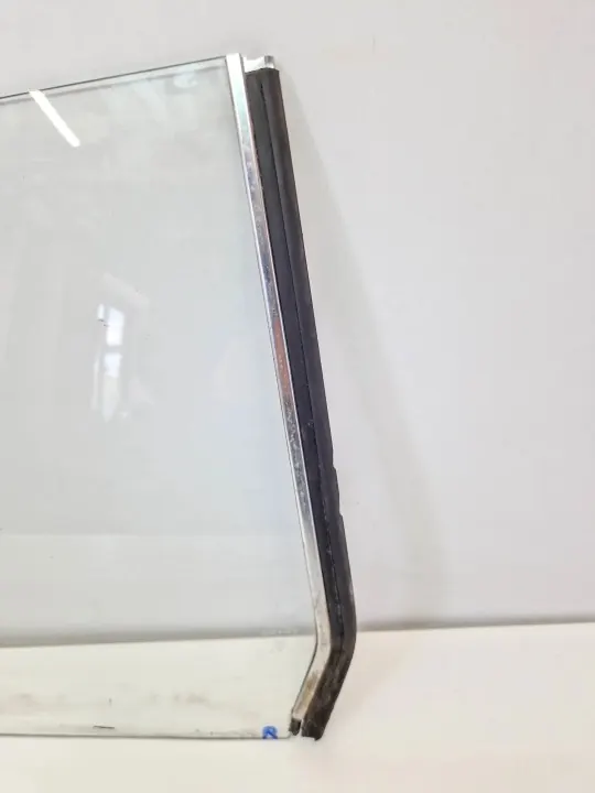 Rechter achterruit OEM 1076731210 Mercedes SL C107 image 5