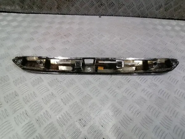 Bakluckdekor Renault OE 848104514R Megane IV image 6