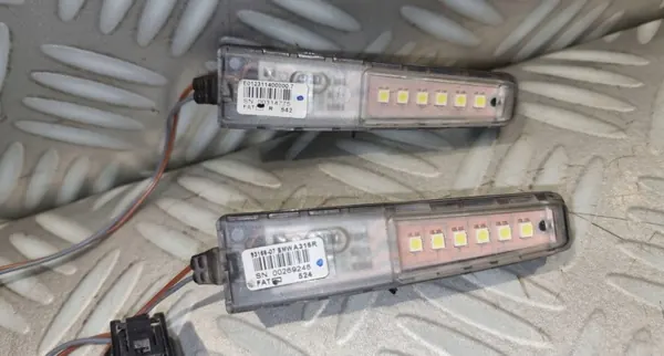 BMW 6913278 LED Luz Espelho Direito image 10
