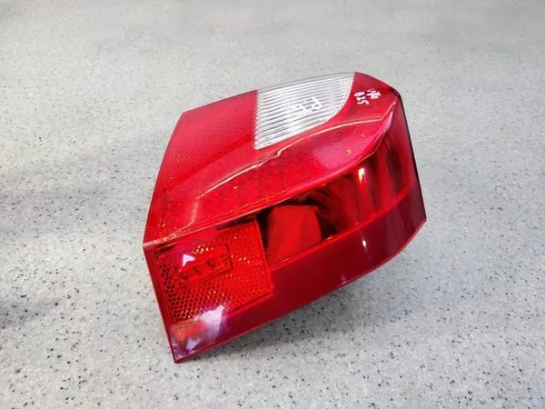 Lámpara Trasera Derecha Volvo V70 III Lift 31395073 image 3