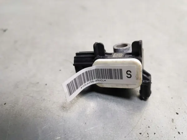 Sensor de airbag Infiniti Q50 OEM FBZ7615 - Usado image 4