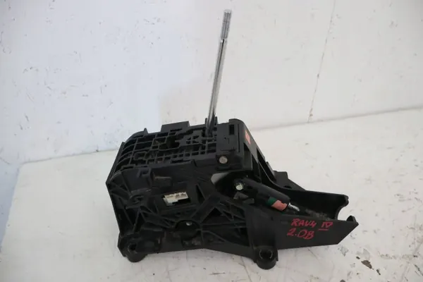 Sélecteur de Vitesses OEM WYBIERAKRAV4 pour RAV4 IV 2.0B Auto image 2