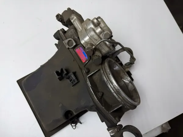 Distributeur carburant OEM 054133353A pour Audi VW image 2