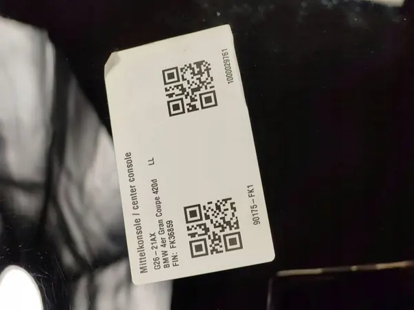 OEM 6809803 Bekerhouder & NFC-Oplaadframe Piano Zwart image 5