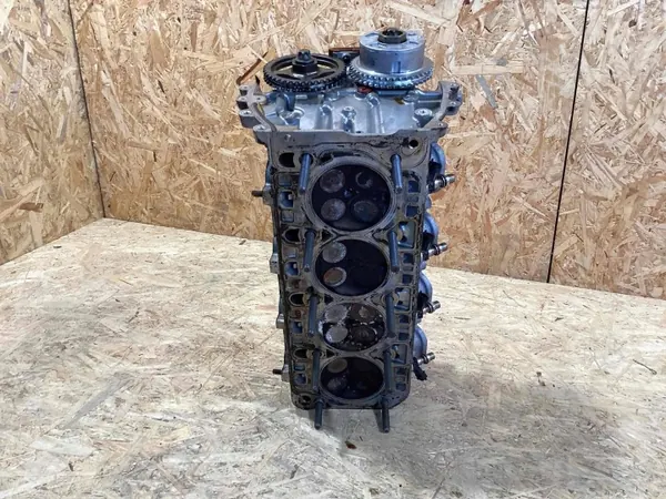 Porsche OEM 94810401526 Tampa de válvulas esquerda image 7