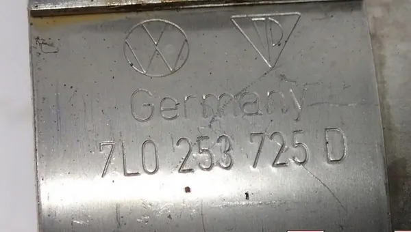 Pakoputki Audi Q7 4L Oikea 4L0253682A image 6