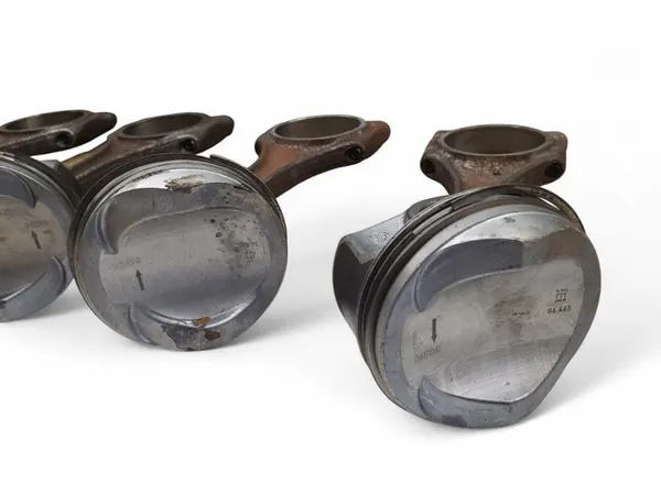 A6 C7 4G Kolv med Vevstake Höger 3.0 TFSI OEM 06EDC image 4