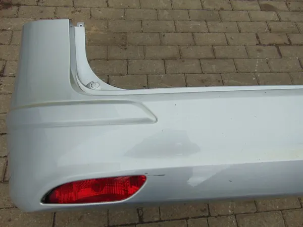 Parachoques trasero Hyundai i30 Kombi Europa OEM 86631-2R300 image 8