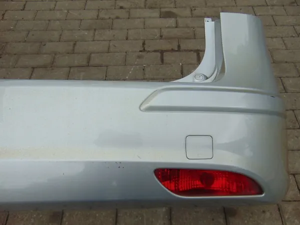 Parachoques trasero Hyundai i30 Kombi Europa OEM 86631-2R300 image 9