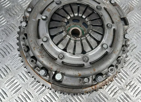 Embrayage complet DACIA SANDERO III 1.0 TCE 302102441R image 3