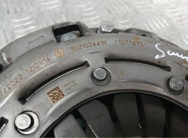 Embrayage complet DACIA SANDERO III 1.0 TCE 302102441R image 4