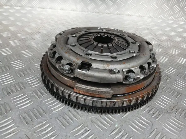 Embrayage complet DACIA SANDERO III 1.0 TCE 302102441R image 5