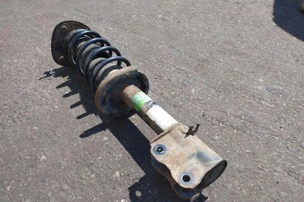 Ammortizzatore anteriore sinistro MITSUBISHI COLT IV 4060A093 image 2