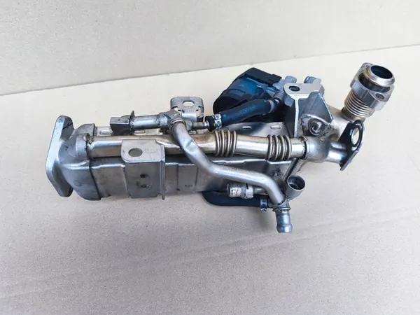 BMW F01 F07 F10 F15 F25 3.0 D enfriador EGR 851772405 image 4