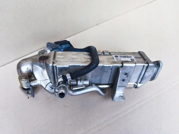 BMW F01 F07 F10 F15 F25 3.0 D enfriador EGR 851772405 image 6