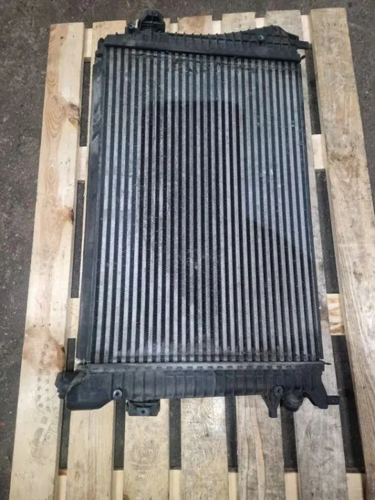 Intercooler-koeler OEM 3C0145803E voor VW Passat B7 image 2
