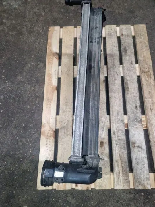 Intercooler-koeler OEM 3C0145803E voor VW Passat B7 image 5