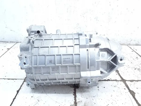 Polestar 2 Elmotor OEM P1216734 - Begagnad image 3
