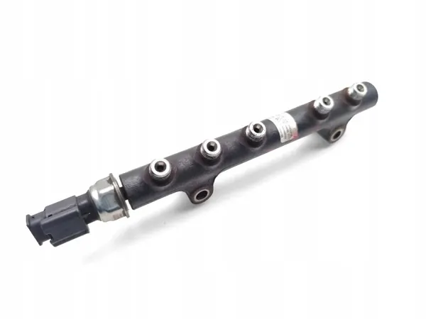 Peugeot 5008 Ruiskutuskaide OEM 9684753080 1.6 HDi image 2