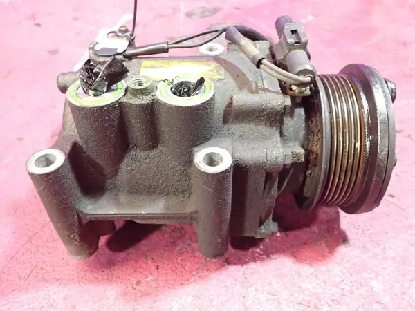 FORD FOCUS I MK1 1.6 Ilmastointikompressori YS4H19D629AC image 3