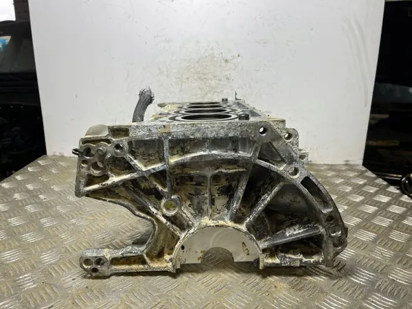 Nissan Motorblock OEM FOB21647 - Gebraucht image 6