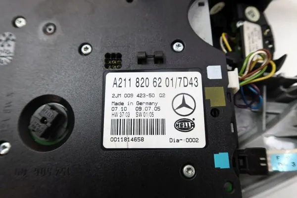Mercedes W211 interiörbelysning OEM 2118206201 för taklucka image 3